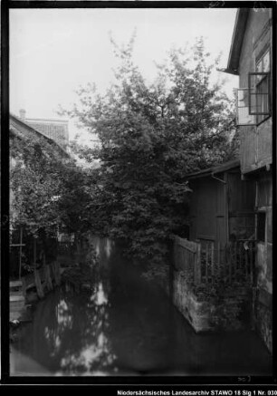 Okergraben/Kanal Klein Venedig in Wolfenbüttel (älterer Positivabzug vorhanden) Enthält: Platte 13