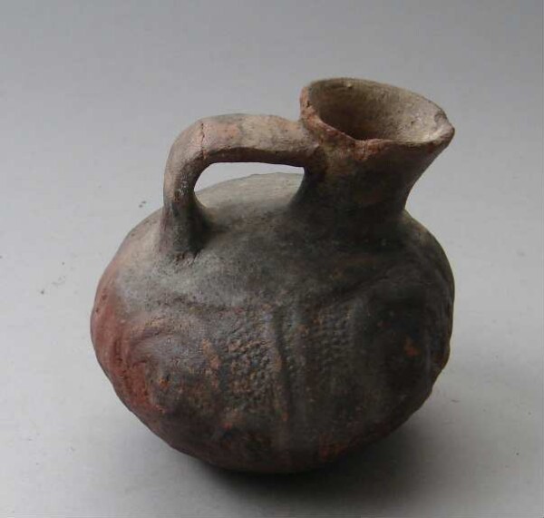 Clay vessel