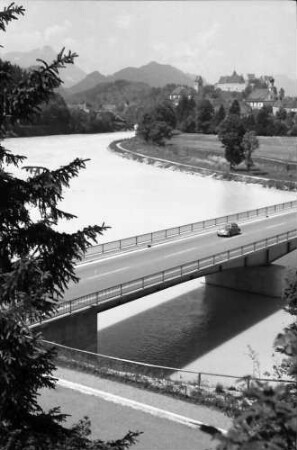 Füssen: Blick vom Hügel, Lechbrücke