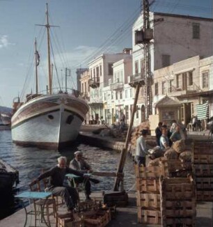 Syros, Hermupolis, am Kai
