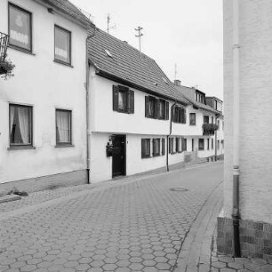 Walluf, Schulstraße 1b