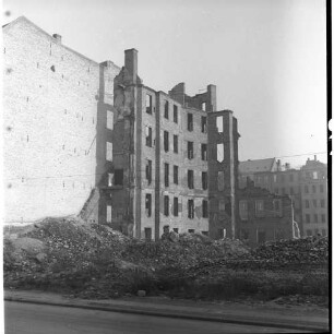 Negativ: Trümmer, Heilbronner Straße 25, 1951