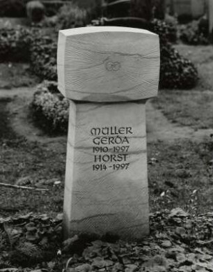 Grabstein für Gerda und Horst Müller (Mustergrabstein)
