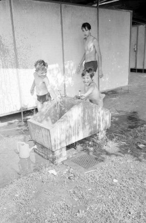 Erfrischung im Freibad.