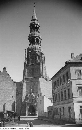 Außenansicht des Domes St. Marien