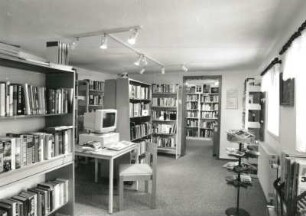Obercunnersdorf. Gemeindebibliothek, Hauptstraße 65. Lesesaal