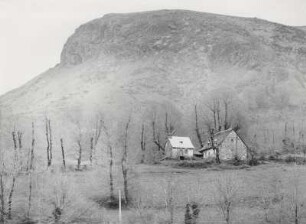 Karge Landschaft in der Auvergne