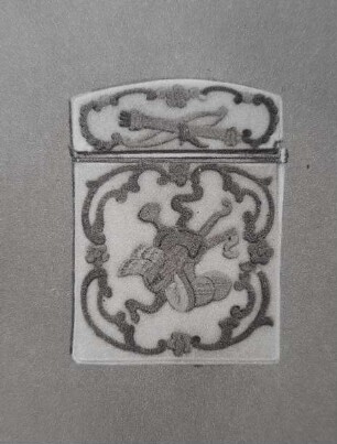Etui mit Strohmosaik