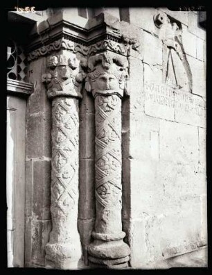 Kirche; Äusseres Westportal