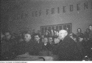 Strasse der Freundschaft Bad Muskau - Rothenburg-Lodenau, Beginn des Fünfjahrplans in Sachsen in Anwesenheit des sächsischen Ministerpräsidenten Max Seydewitz, 7. Dezember 1950