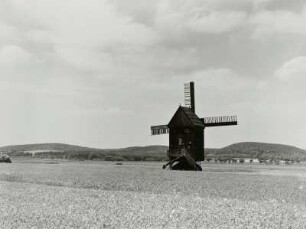 Bockwindmühle : wohl Falkenhain (Hohburger Berge). Bockwindmühle