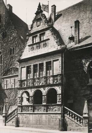 Halberstadt. Rathauslaube von 1541 am Alten Rathaus (1945 zerstört und 1998 wieder aufgebaut)