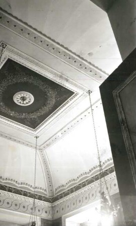 Decke mit Rosette