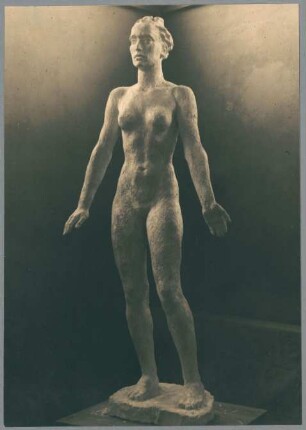 Frauenstatue I, 1929, Gips