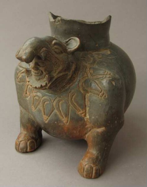 Figure vessel made of clay