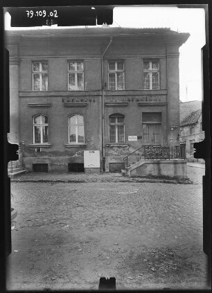 Neuruppin, Siechenstraße 14. Wohnhaus. Straßenfront (Teilansicht)