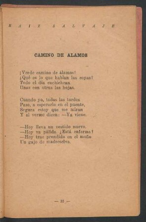 Camino de álamos