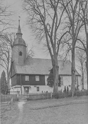 Petershain (Quitzdorf am See-Petershain). Pfarrkirche St. Petri und Andreae (16. Jh.). Ansicht von Süden