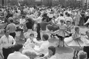 4. Internationales Square-Dance-Treffen "Pyramid-Dance" in Karlsruhe, veranstaltet vom deutsch-amerikanischen Square-Dance-Club "Kut Ups"