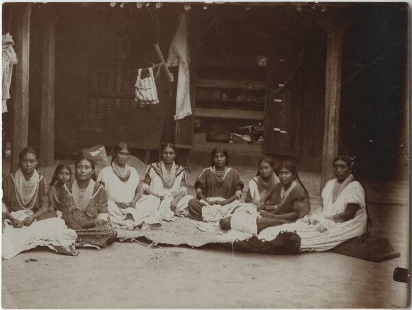 Group of Guarayo women