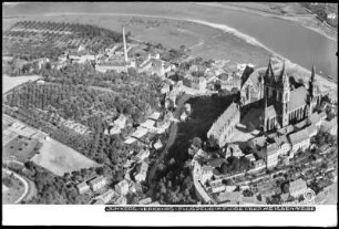 Junkers-Verkehrsflugzeug im Fluge über Meißen