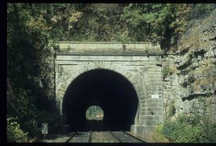 Tullauer Tunnel, Länge 129,40 m, Portal in km 62+209,8