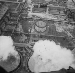 Kühltürme im Stahlwerk Eisenhüttenstadt : Blickrichtung Nordwesten