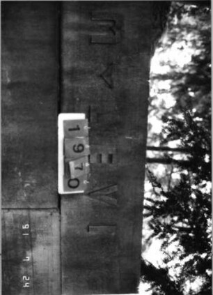 Grabstein 1970 [Hahn S. 138 Grab-Nr. 2854]: Grabstein 1970 (Detailaufnahme 3) [Hahn S. 138 Grab-Nr. 2854]