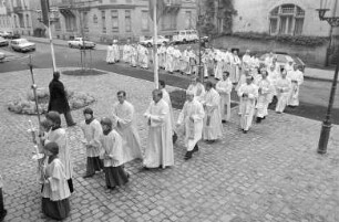 Bistums-Synode der Altkatholiken Deutschlands in Karlsruhe. Pontifikalamt in der altkatholischen Christi-Auferstehungskirche