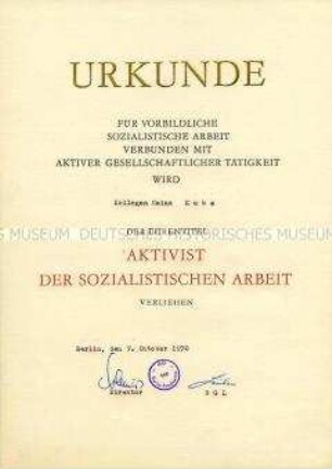 Urkunde zur Verleihung des Ehrentitels "Aktivist der sozialistischen Arbeit"
