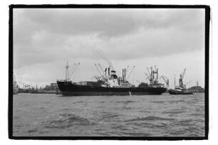 E. Russ (1950), Russ, Ernst.- Schiffahrt- u. Assekuranz-Ges. E. Russ & Co., Hamburg