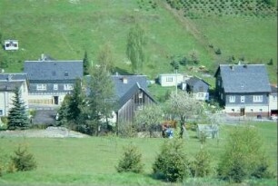Mitte Steinacher Straße, Häuser