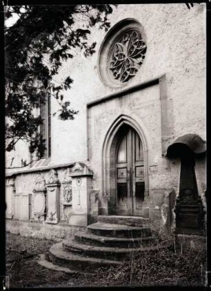 Alexanderkirche; Südportal aussen vor der Restaurierung