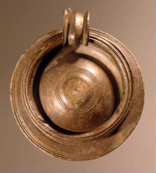 Scheibe: Gewölbt mit Ring