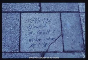 KARIN glaubt an Gott! | mister waters | {PENTAGRAMM} | {KREUZ}