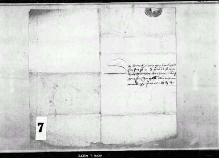 Briefwechsel der Gräfin. Darunter: Graf Ludwig 1449; Erzherzogin Mechthild 1468-79; Gräfin Barbara 1478; mit Baden 1461, 1472; Burgund 1454, 1462; Frankreich 1461; Herzog von Mailand 1473; Pfalz-Bayern 1455-78; Fürstin Jolante von Piemont 1475, 1460; Haus Savoyen 1453-74; Kloster Binsdorf 1470, 1471; Peter von Hagenbach, undat.; Schultheiß von Luzern Heinrich von Humwil 1469-72; Francois Malet 1456-65; Amtmann zu Möckmühl 1456-62; Schultheiß zu Backnang 1468-78; Dr. Heinrich Steinhöwel 1474; Graf Johann von Werdenberg 1467; Propst Ulrich Wirtemberger zu Stuttgart 1473; Komthur zu Ysenheim 1456, 1458.