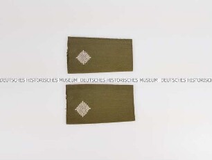 Schulterstücke für den Arbeits-/Kampfanzug eines Offiziers (Leutnant), Bundeswehr