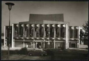 Stadttheater, Krefeld: Außenansicht Eingangsseite Süden