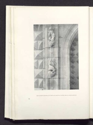 Rektorenwohnhaus in der Hausburgstrasse, Detail des Portals