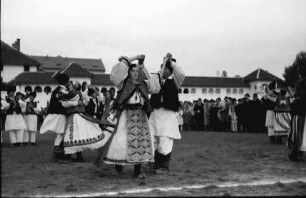 Craiova: Tanzgruppe aus dem Banat