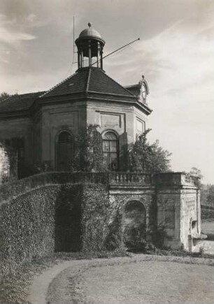 Schloss Wackerbarth : Niederlößnitz. Schloss Wackerbarthes Ruhe. Das Belvedere