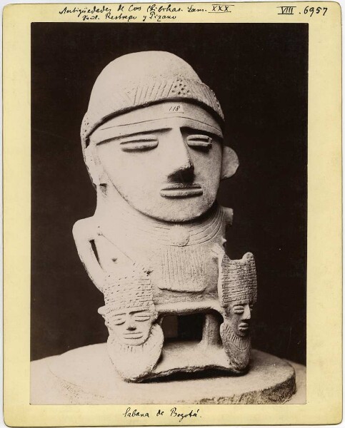 Clay figure from the Restrepo y Pizarro Lam. XXX, Antigüedades de los Chibchas