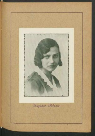 [Fotografía de] Eugenia Palacio