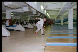 Fotografie: Bowling im Cole Sports Center der U.S. Army Berlin in Berlin-Dahlem