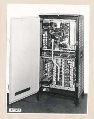 Impulszentrale TKG1, Rückseite offen, Foto 1957