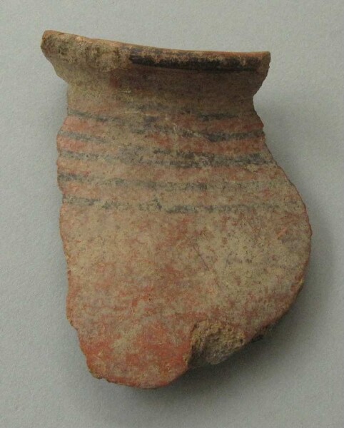 Clay shard of a vessel