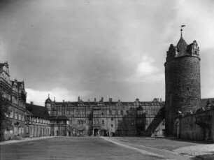 Bernburg, Schloss, nach Norden