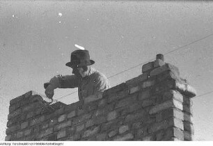Handwerker: Dachdecker, Maurer, Glaser, 1946