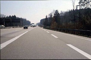 Ausfahrt Nebenfahrbahn (in Richtung München)