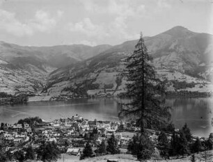 Zell am See : Blick von den Bergen auf Zell am See